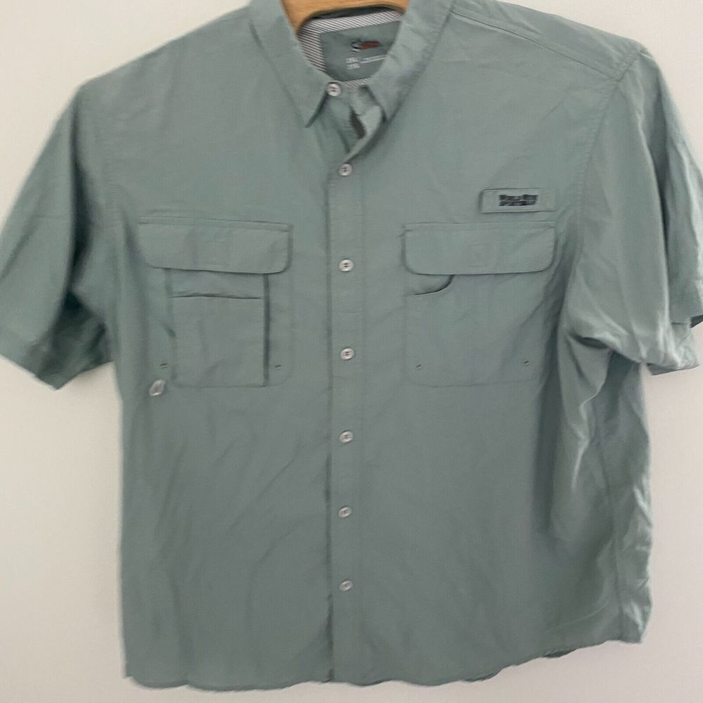 World Wide Sportsman Fishing Shirt Men's 2XL Green‎ Nylon Short Sleeve Button-Up